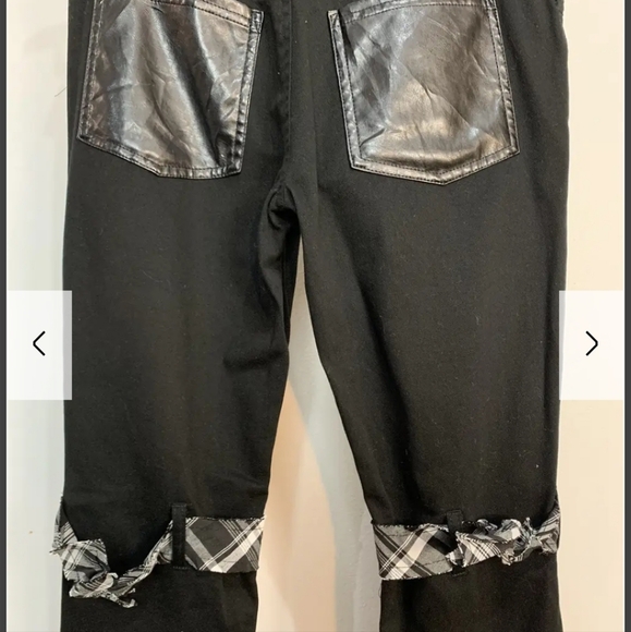 Sex Pot Revenge Japanese Studded Leather Edgy Black Women's Jeans with Studs - Picture 14 of 14